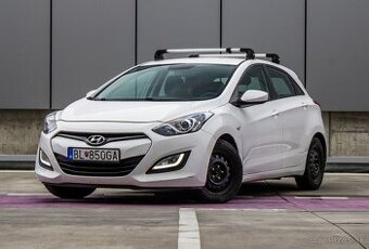 Hyundai i30 1.6i MPI DOHC CVVT Comfort