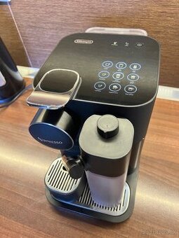 Nespresso Gran Lattissima black