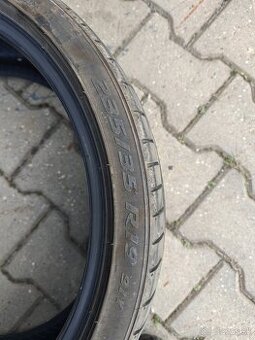 Pirelli 235/35R19