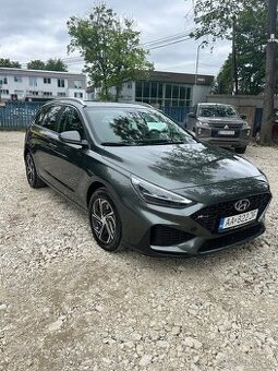 Hyundai i30 1.5 81kw
