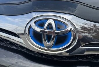 Auris Hybrid 1,8