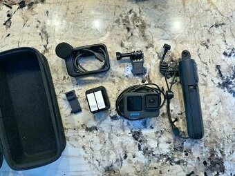 GoPro Hero 11 s príslušenstvom