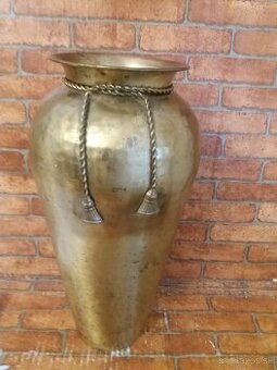 Mosadzná váza cena 35€ /výška-40cm/