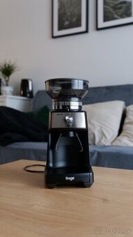 Mlynček Sage Dose Control Pro