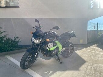 Kawasaki Z750 2006