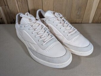 Reebok x Victoria Beckham Club C