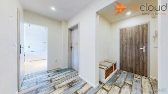 KRÁSNY 3 - IZBOVÝ BYT PO KOMPLETNEJ REKONŠTRUKCII V KREMNICI