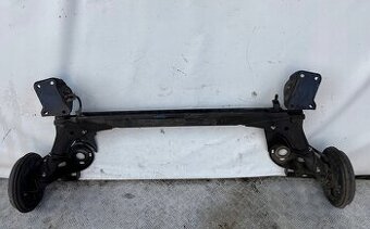 Škoda Rapid 2012- zadná nápravnica / náprava