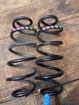 Audi a5 3.0tdi pružiny