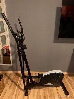 Eliptický trenažér-Orbitrek