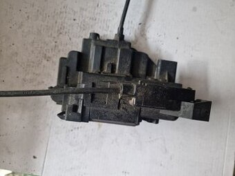 Zámok dverí Renault Modus