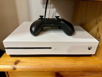 Xbox One S 500GB biely