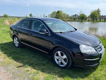 Predam VW Jetta 1.4 tsi 103kw 6M
