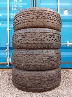 275/65R17 Continental CrossContact