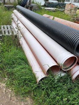 Predám kanalizačné rúry d315x9,2x6000
