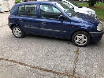 Predám v Bratislave Rensult Clio 2, r.v. 2000 s platnou STK