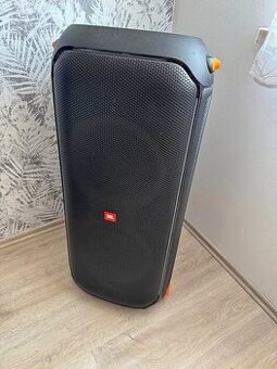 JBL 710 - 800w