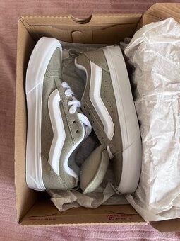 Vans knu skool