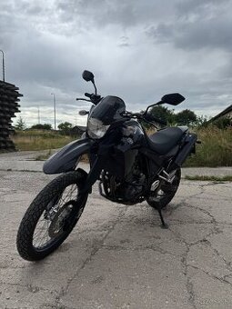 Yamaha XT660R