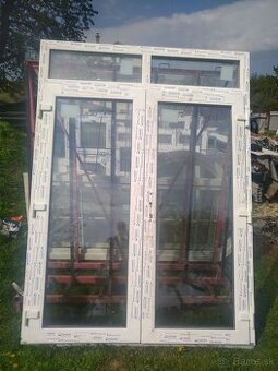 Plastove vchodove dvere