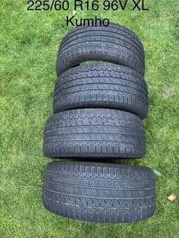 225/60 R16 zimne pneu Kumho