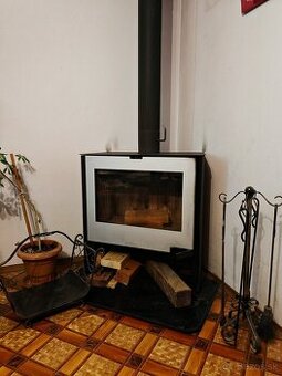 Krbové kachle , výkone za 10 min teplo .