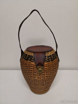 Starý košík na veci