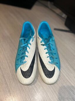 Nike Hypervenom veľkosť 41