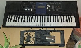 Yamaha PSR E333