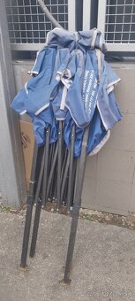 Predám 1rok starý predajný stánok 3x2m.modry