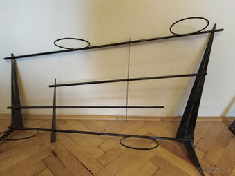 Rám na zrkadlo, závesný rám na kvetináče