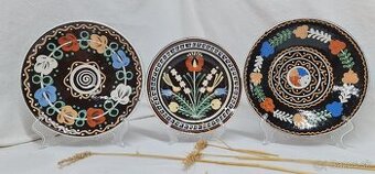 Závesné taniere Pozdišovská keramika 🌼