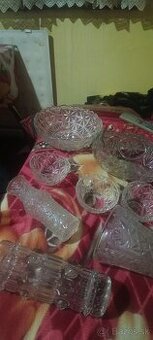 Sklo a porcelán sada tanierov a a 2 misy