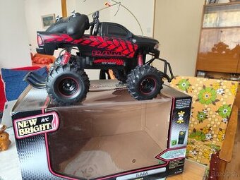 Predám rc trucks na diaľkové ovládanie