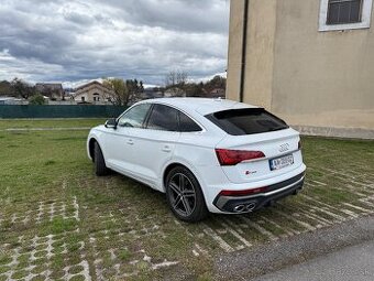 SQ5Sporback