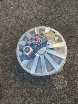 Puklice 13" sada 4ks Nove - 1