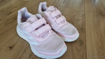 Adidas dievcenske tenisky 31