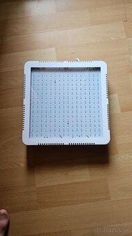 LED LAMPA GROW NA PESTOVANIE RASTLIN