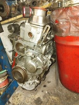Motor skoda 120