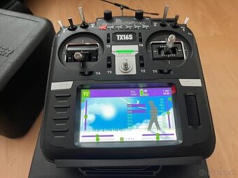 Radiomaster TX16S ovládač na dron