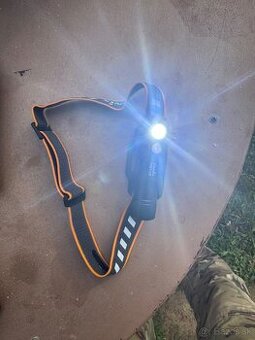 Fenix čelovka HM71r 2700lumen 230m