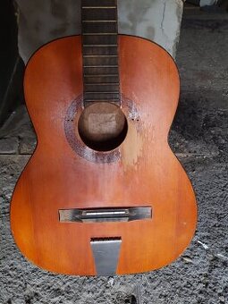 Gitara Cremona