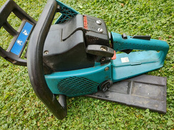 makita dcs 33