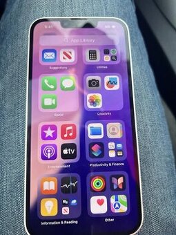 iPhone 14 128gb biely. Baterka 89 percent .