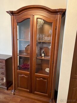 Luxusný taliansky nábytok - Vitrína