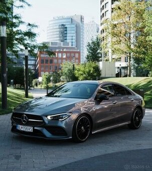 MERCEDES BENZ CLA180 coupe AMG line