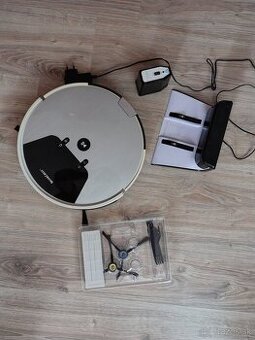 Robotický vysávač Silvercrest