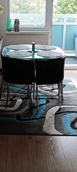 Jedálenský stôl+4 stoličky