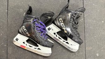 Korčule CCM Tacks XF