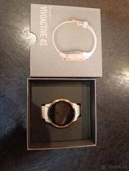 Hodiny Garmin vivoactiv 4s